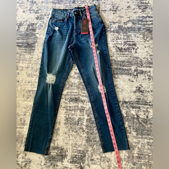 No Boundaries' Boyfriend Jeans Size 1 - Picture 8 of 11
